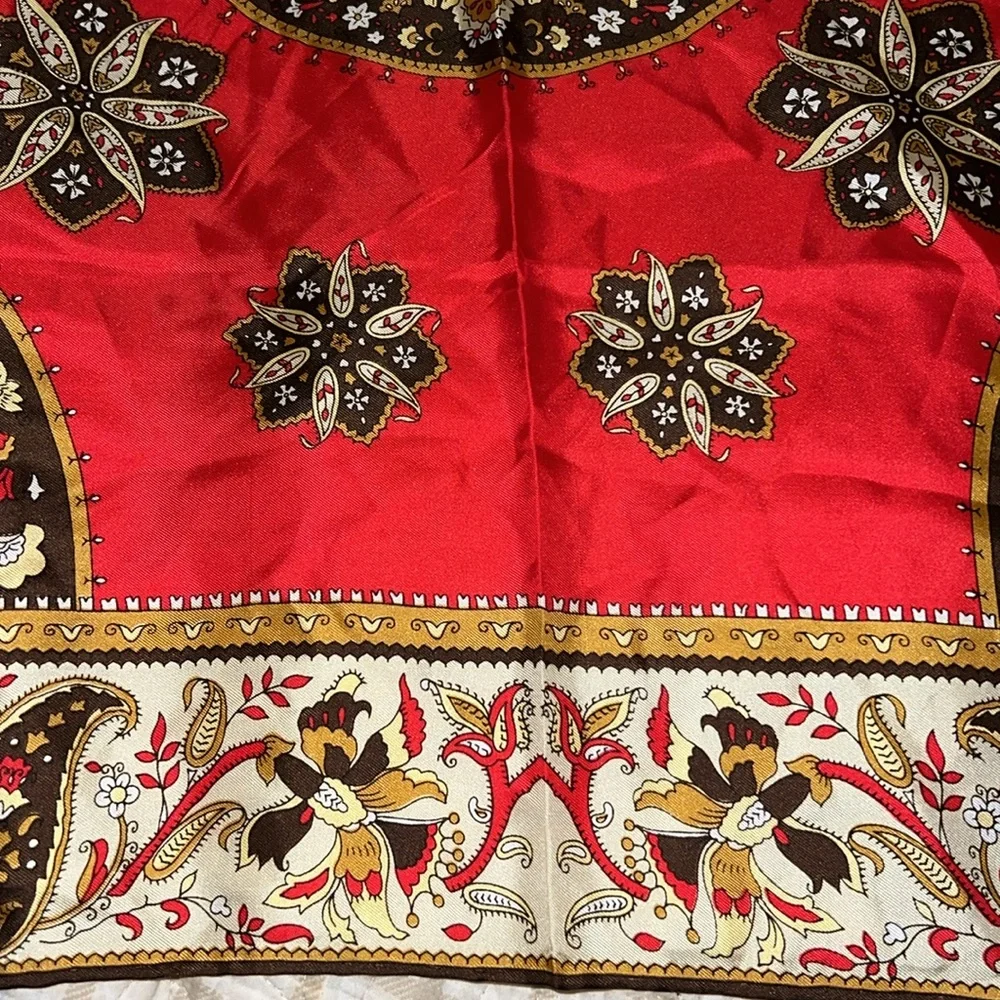 Vintage hand rolled silk scarf 30” square